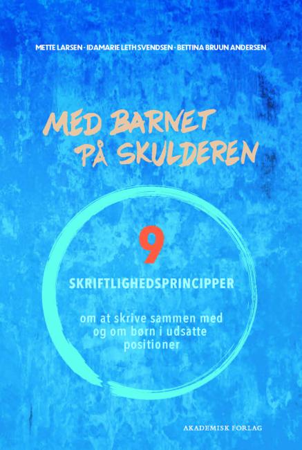 Med barnet på skulderen